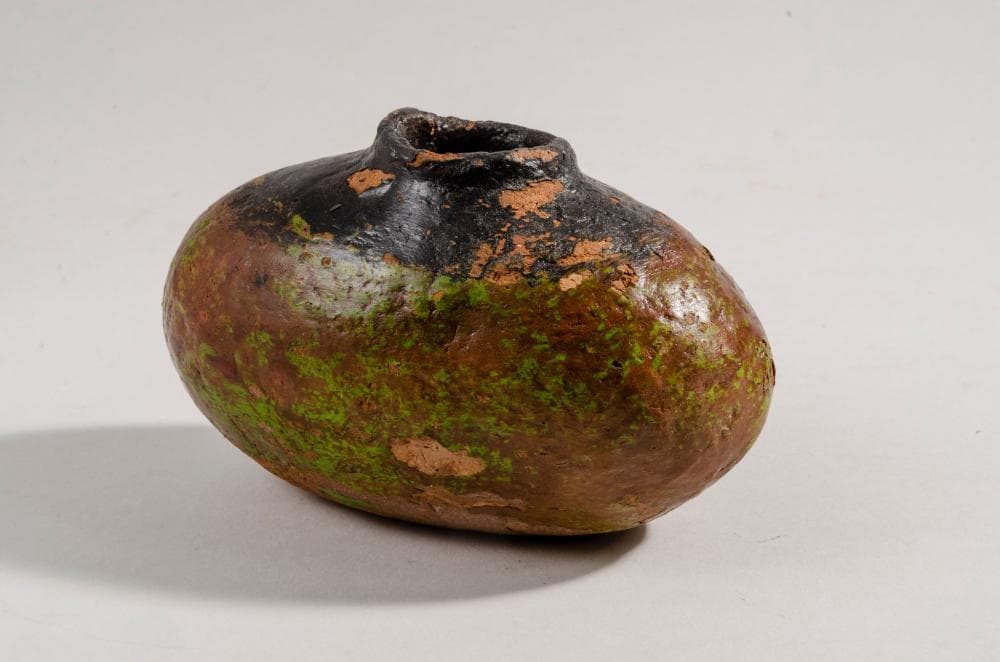Ancient Egyptian Predynastic Pottery Vessel c.1800 BC.