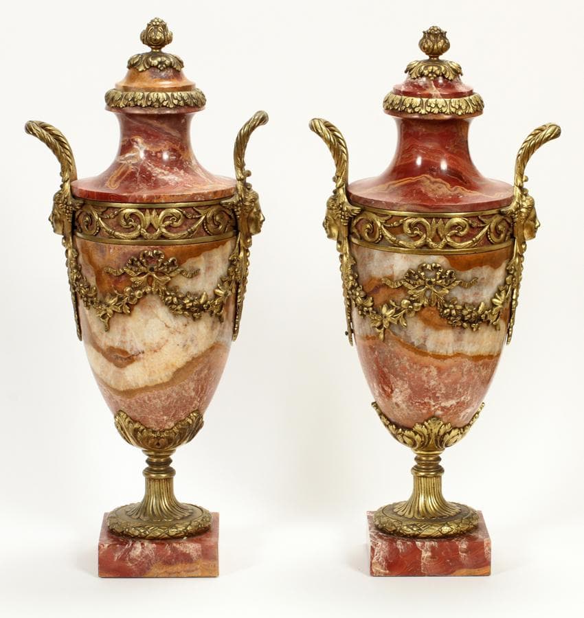 French onyx and bronze covered urns, 19th.c. pair