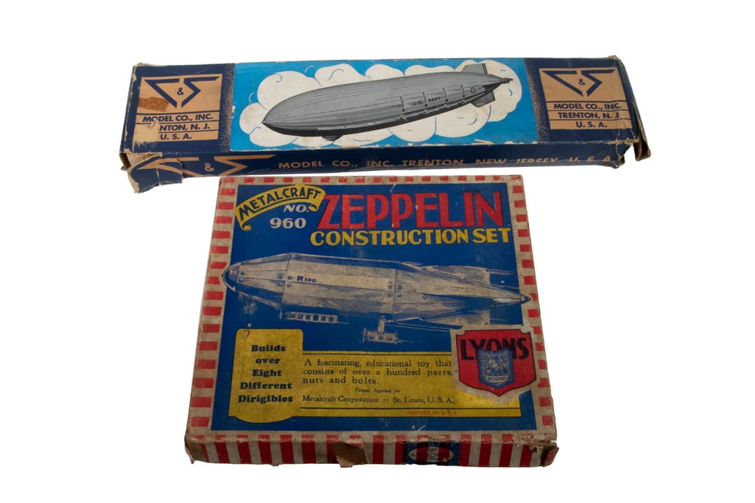 (2) 1930S ZEPPELIN MODEL SETS