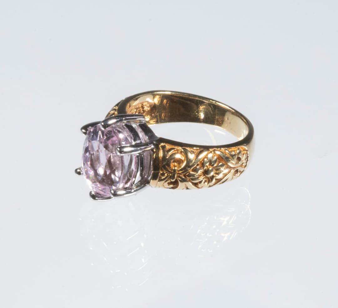 LADIES MORGANITE RING