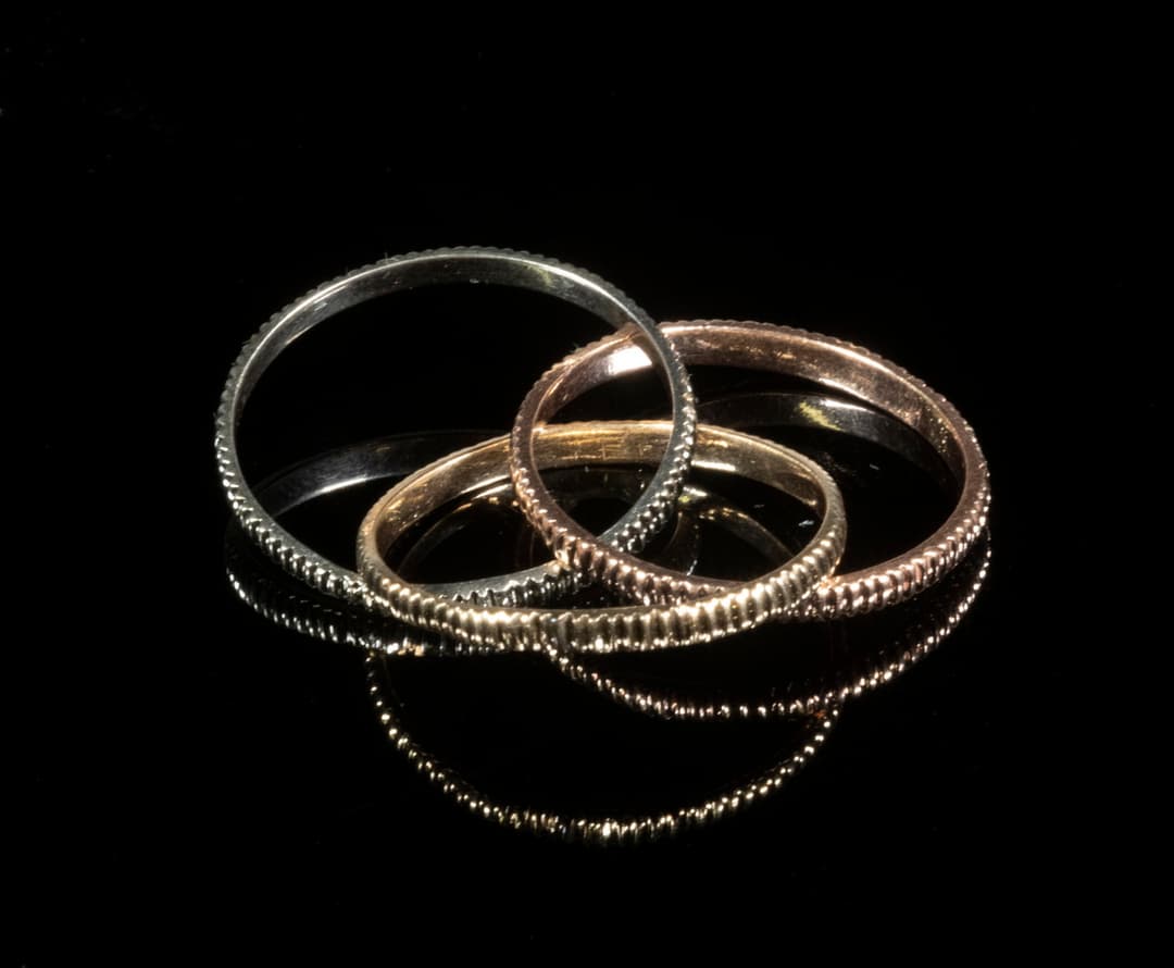 TRI-COLOR TRIPLE BAND GOLD RING