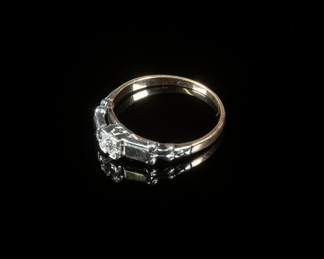 LADIES DIAMOND RING