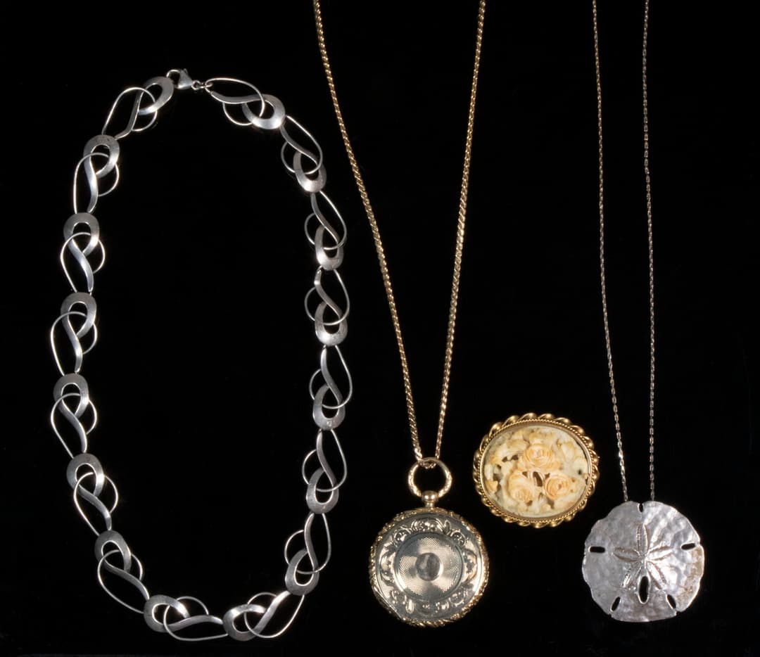 NECKLACES & BROOCH