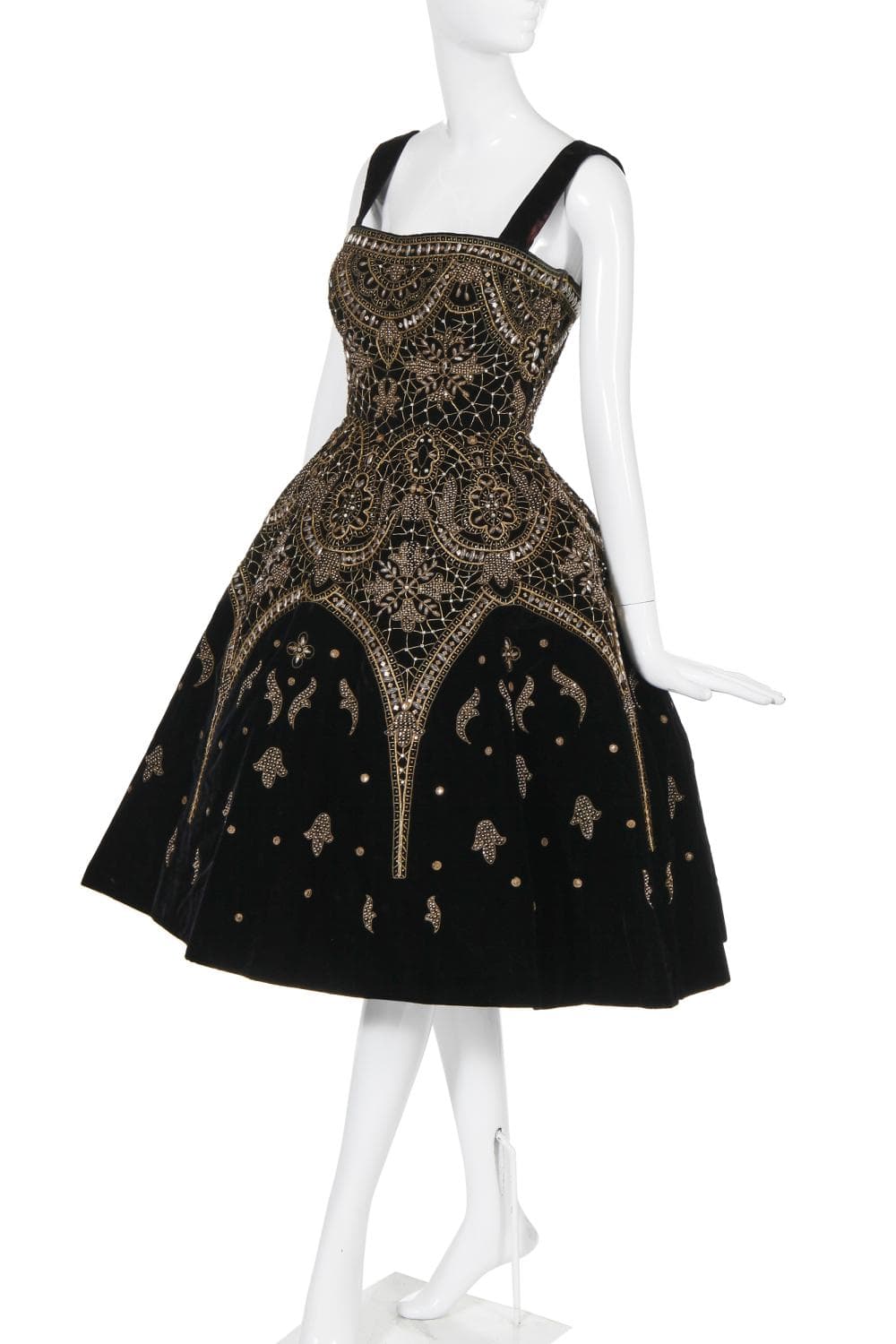 A Jeanne Lanvin by Antonio Castillo couture evening dress, Autumn-Winter 1956-57