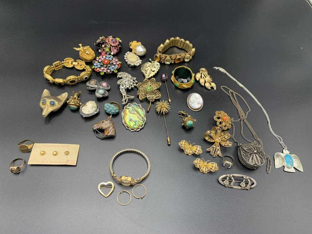 37 Piece Lot of 14K -10K Gold, Silver & Costume Jewelry
