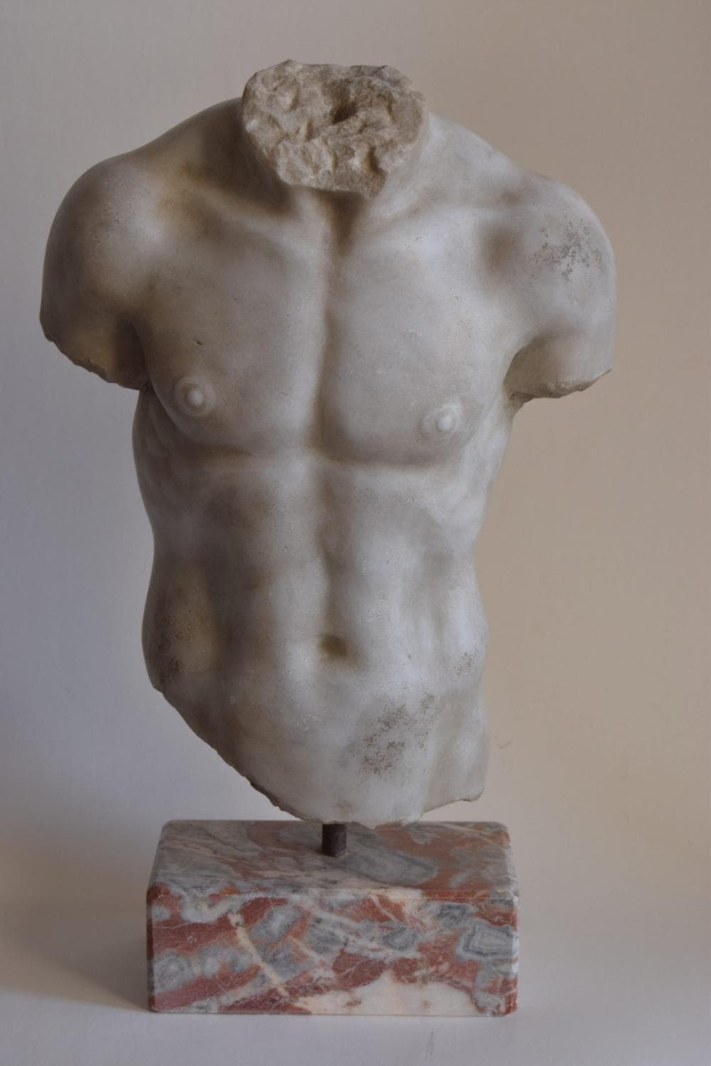 Discophorus Torso