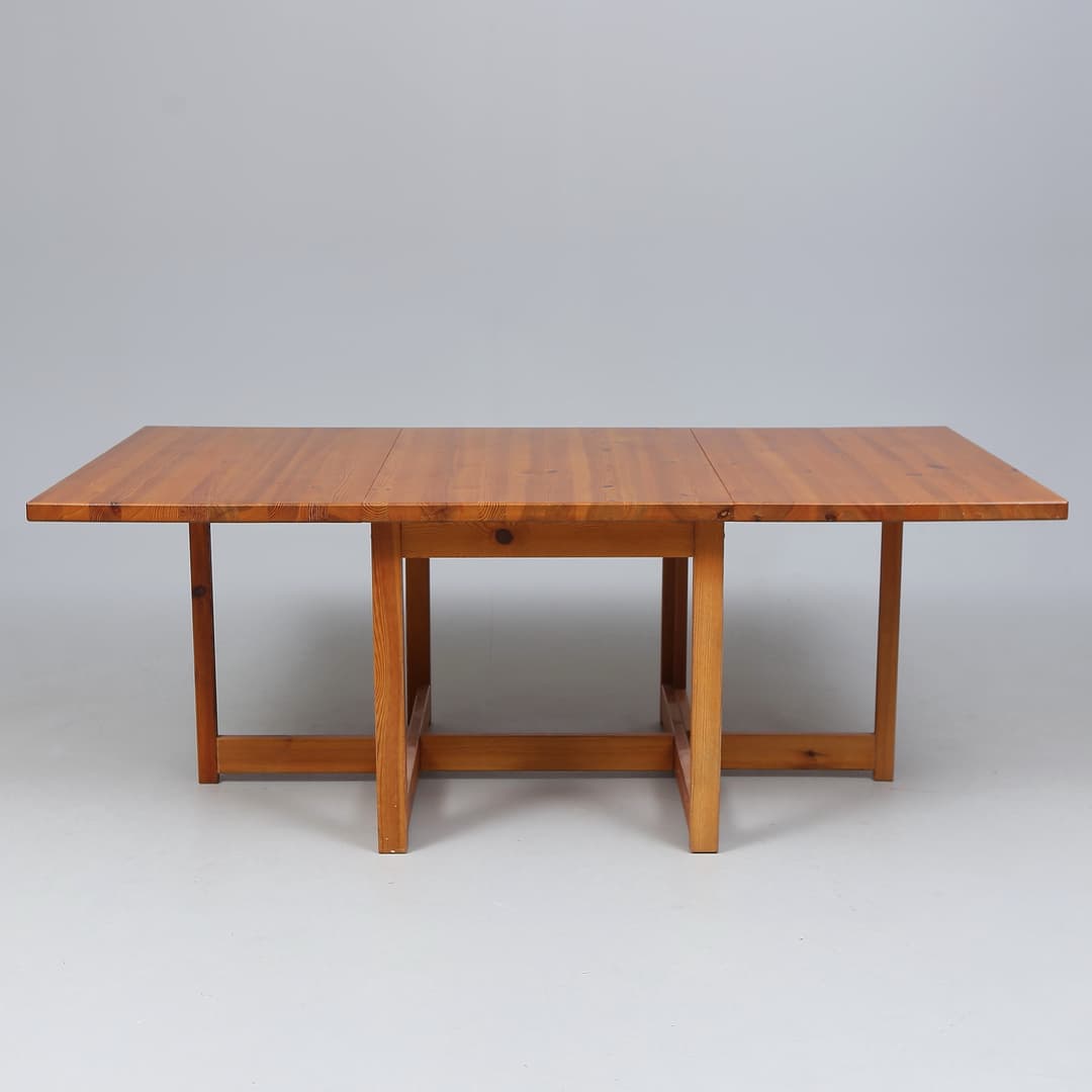 SLAGBORD, massivt furu, 1900-talets andra hälft.