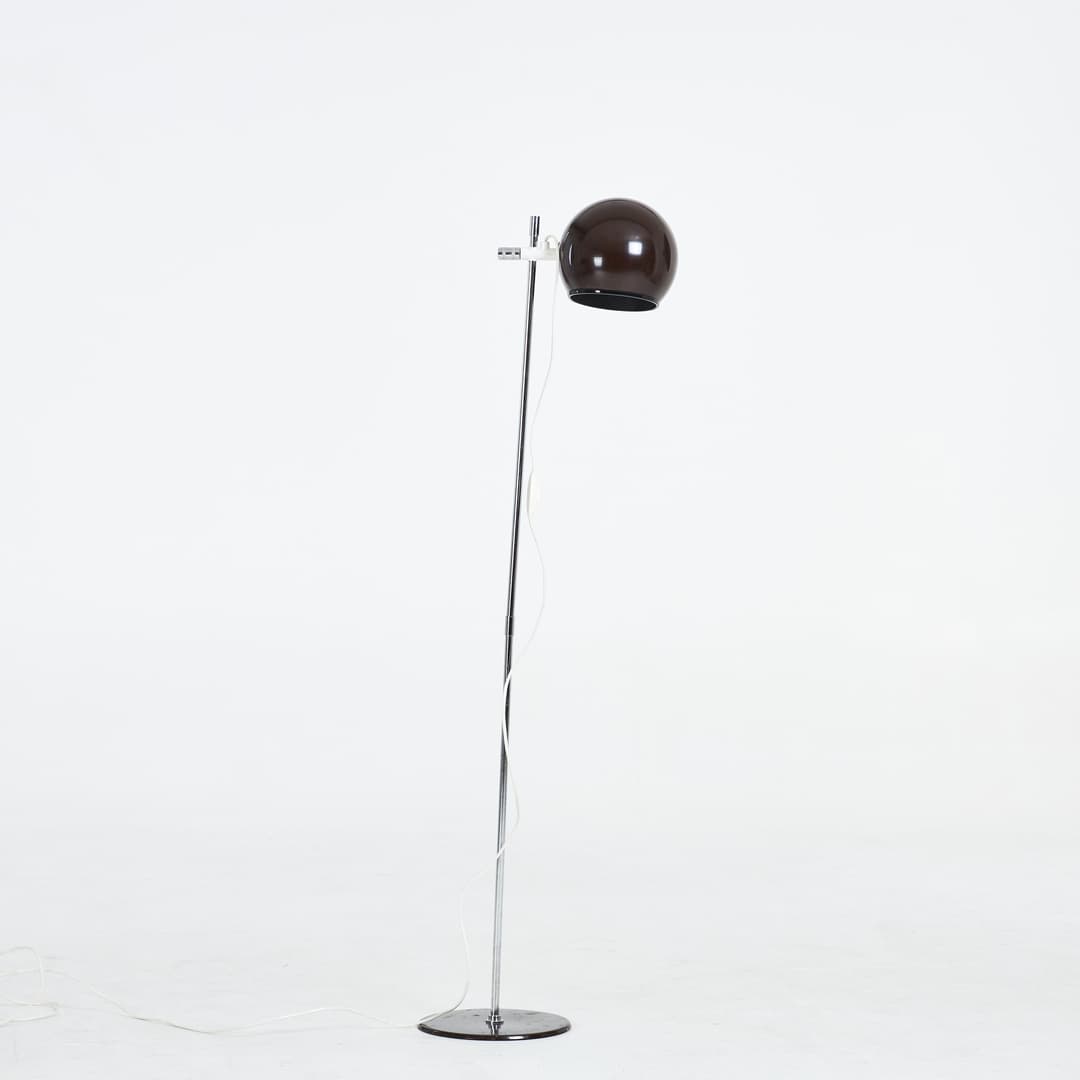 GOLVLAMPA, "Klot 1", lackerad metall, för Hemi, 1900-talets andra hälft.