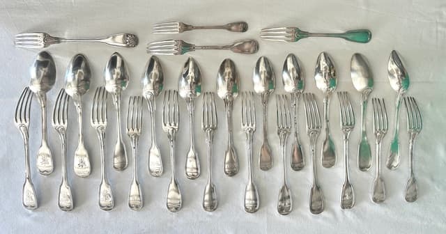 Lot de couverts de table dépareillés en argent 1er titre (950) modèle