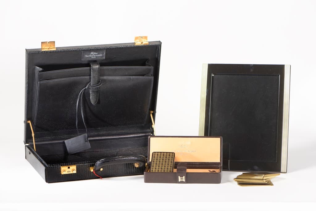 VAN CLEEF & ARPELS. Attaché-case en lézard noir (varanus niloticus)