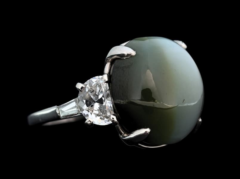PLATINUM CAT'S-EYE ALEXANDRITE & DIAMOND RING W/GIA REPORT