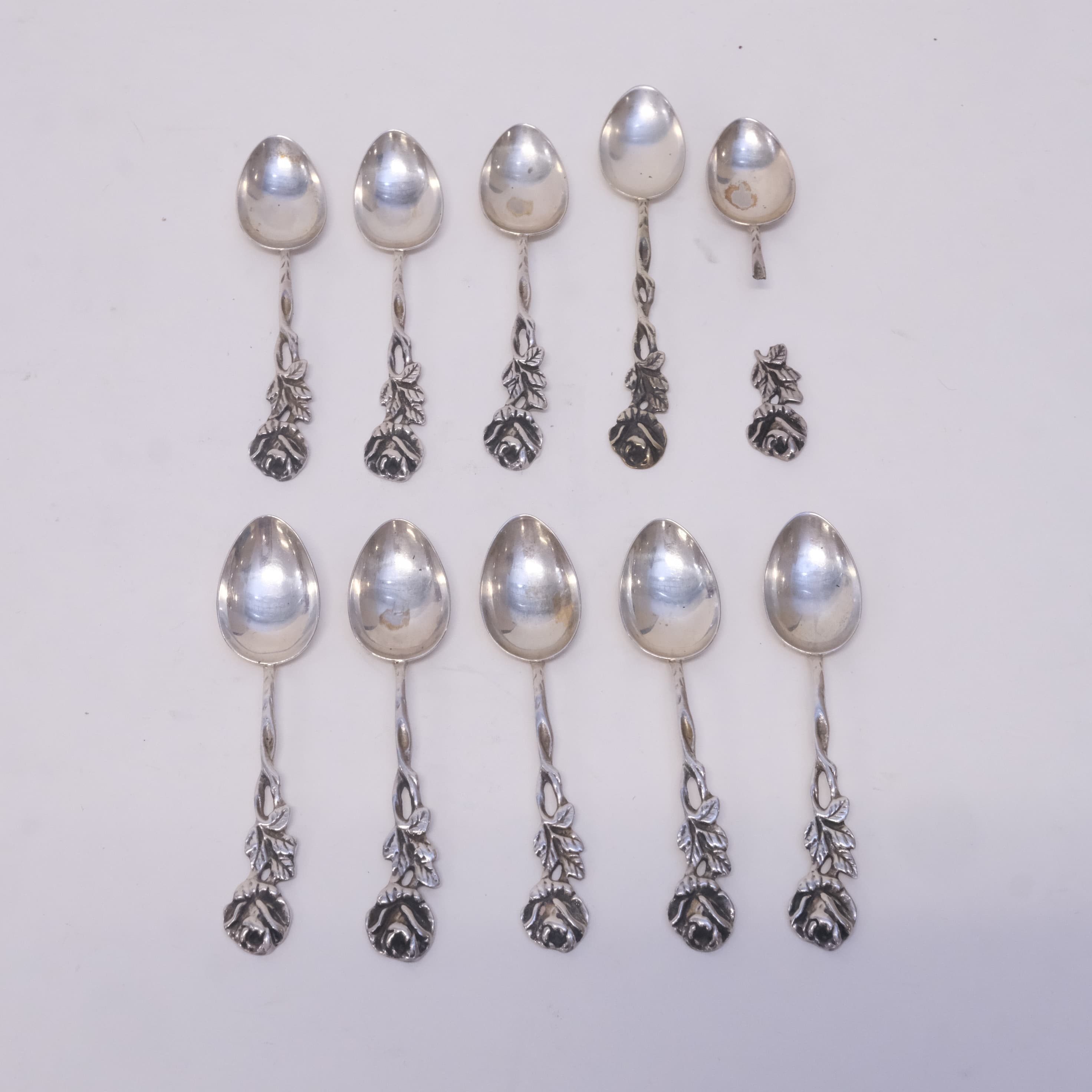 SKEDAR, SILVER, "ROSEN", 10 DELAR.