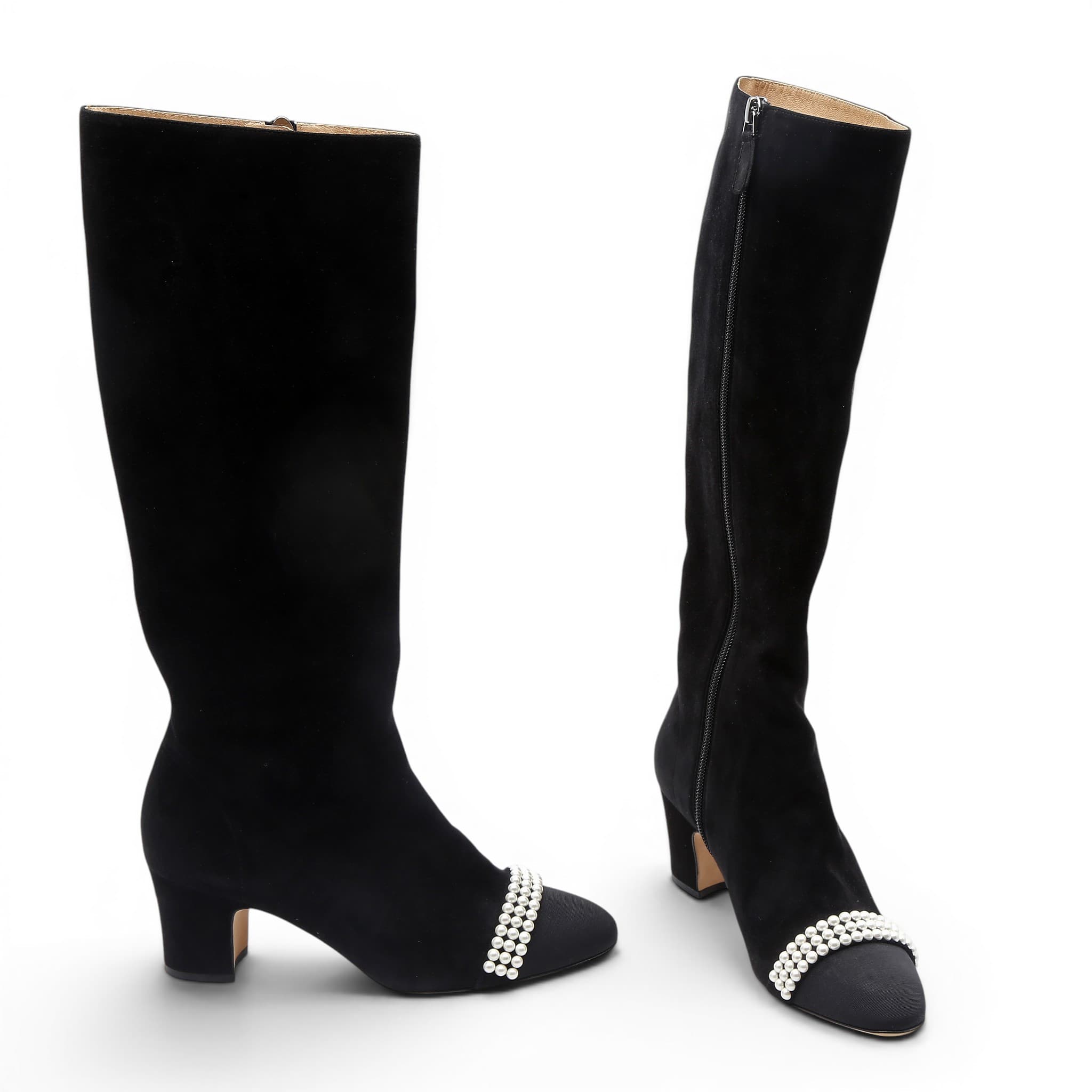 CHANEL. High-leg suede boots with applied pearls.