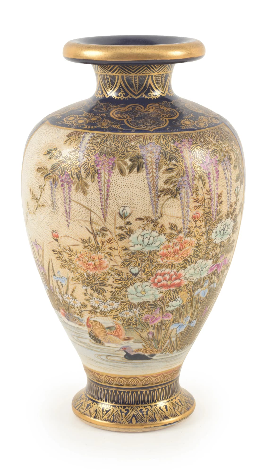 Satsuma vase. Japan. Meiji period (1868-1912). Decoration of mandarin