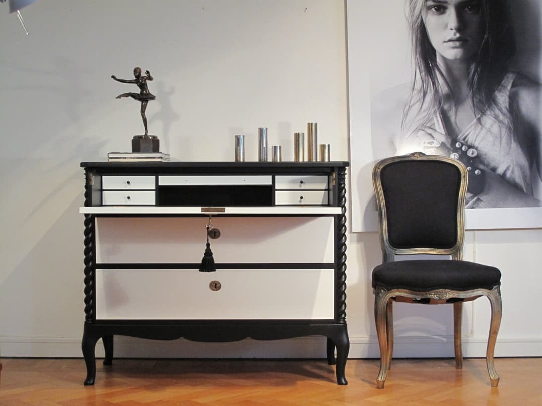 RENAISSANCE VS. COCO CHANEL 1800-TAL – LIKNANDE KAN BESTÄLLAS