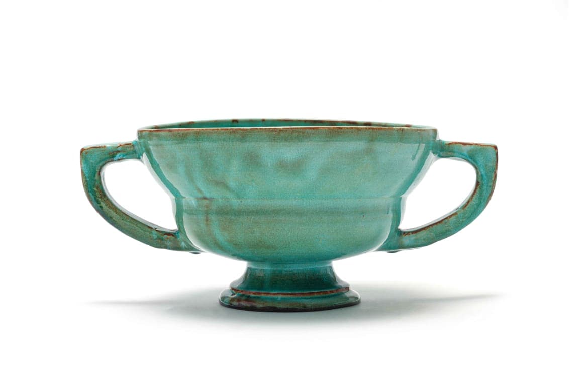 Linn Ware; Double-handled urn