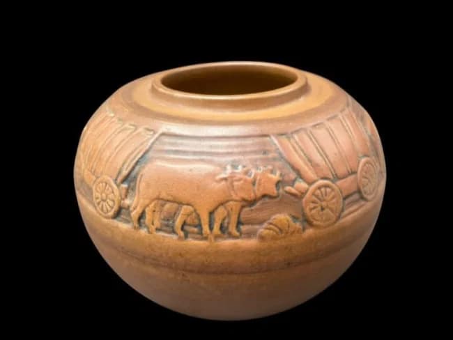 Arts & Crafts - University of North Dakota Signed Pottery Bowl School
