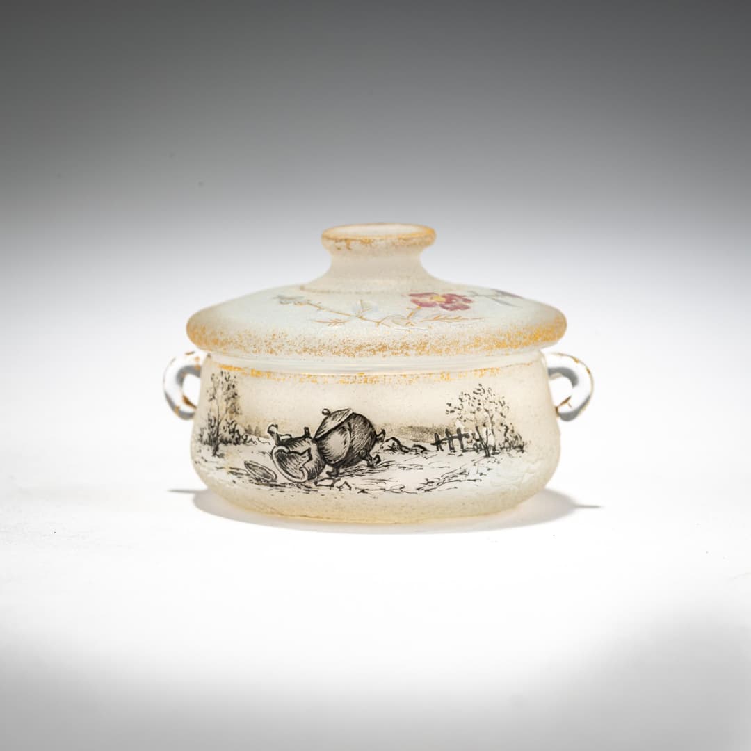 Daum Frères, Nancy Miniatur-Dose 'Le pot de terre, le pot de fer', 1898