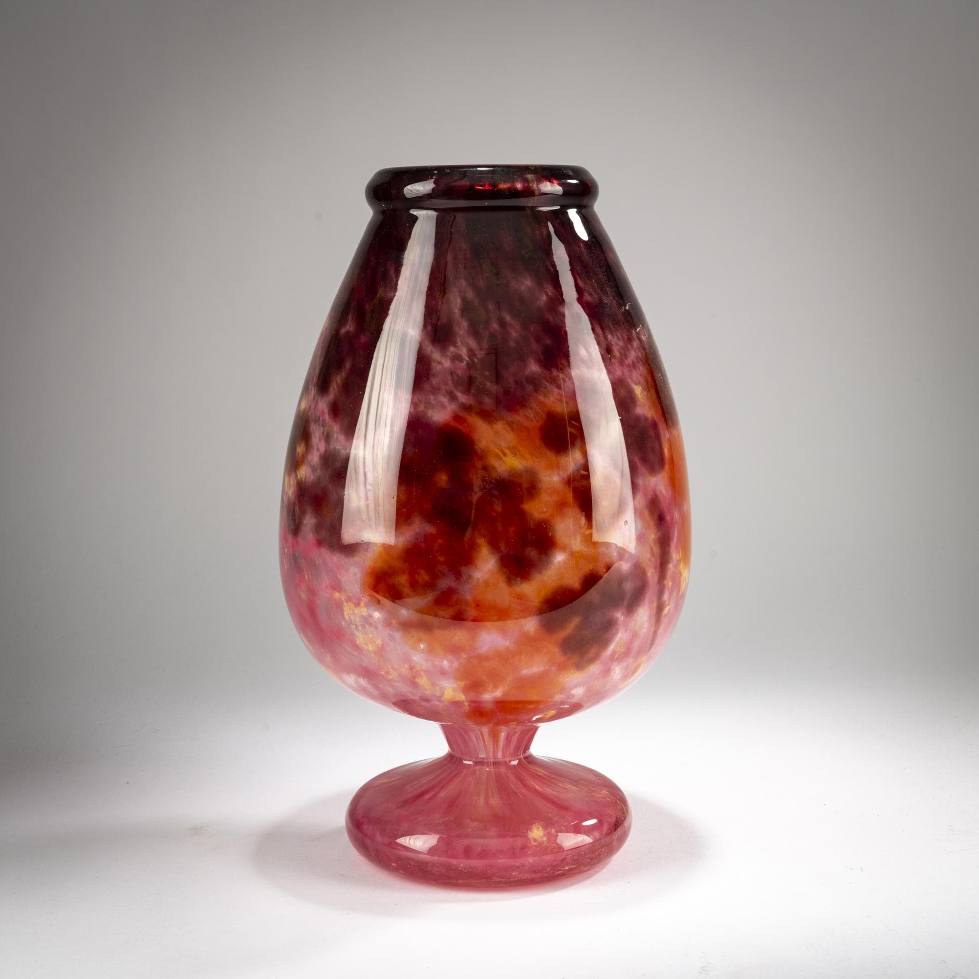 Verreries Schneider, Epinay-sur-Seine Große Pokalvase 'Jades', um 1924-33