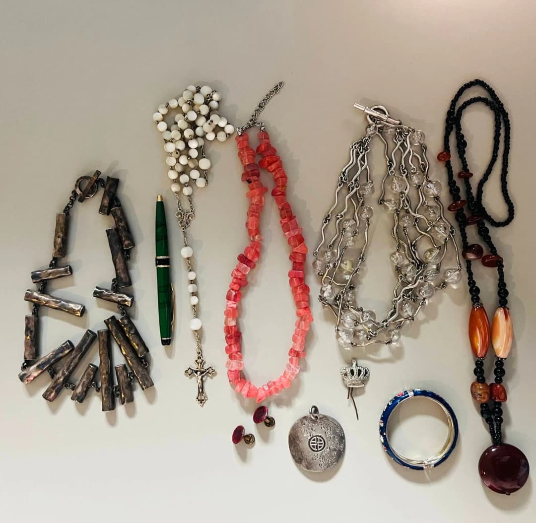 Batch of costume jewelry - Lot 98