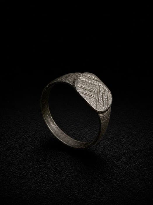 Medieval Bronze Ring - 13th to 15th centuries A.D. (No reserve price)