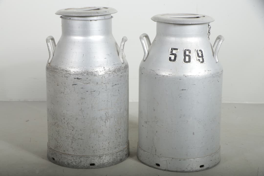 Mjölkkrukor, 1-par, Aluminium