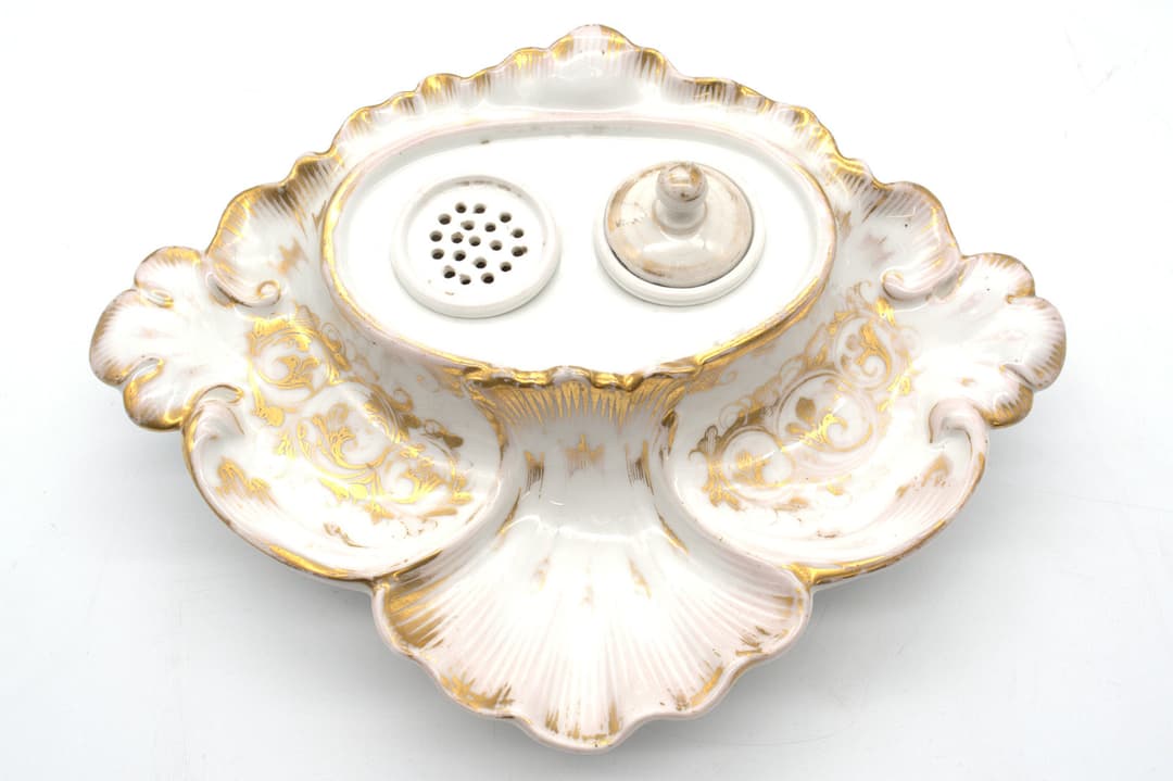 ANTIKES PORZELLAN TINTENFASS-SET MIT GOLDDETAILS FRANKREICH 19. JAHRHUNDERT