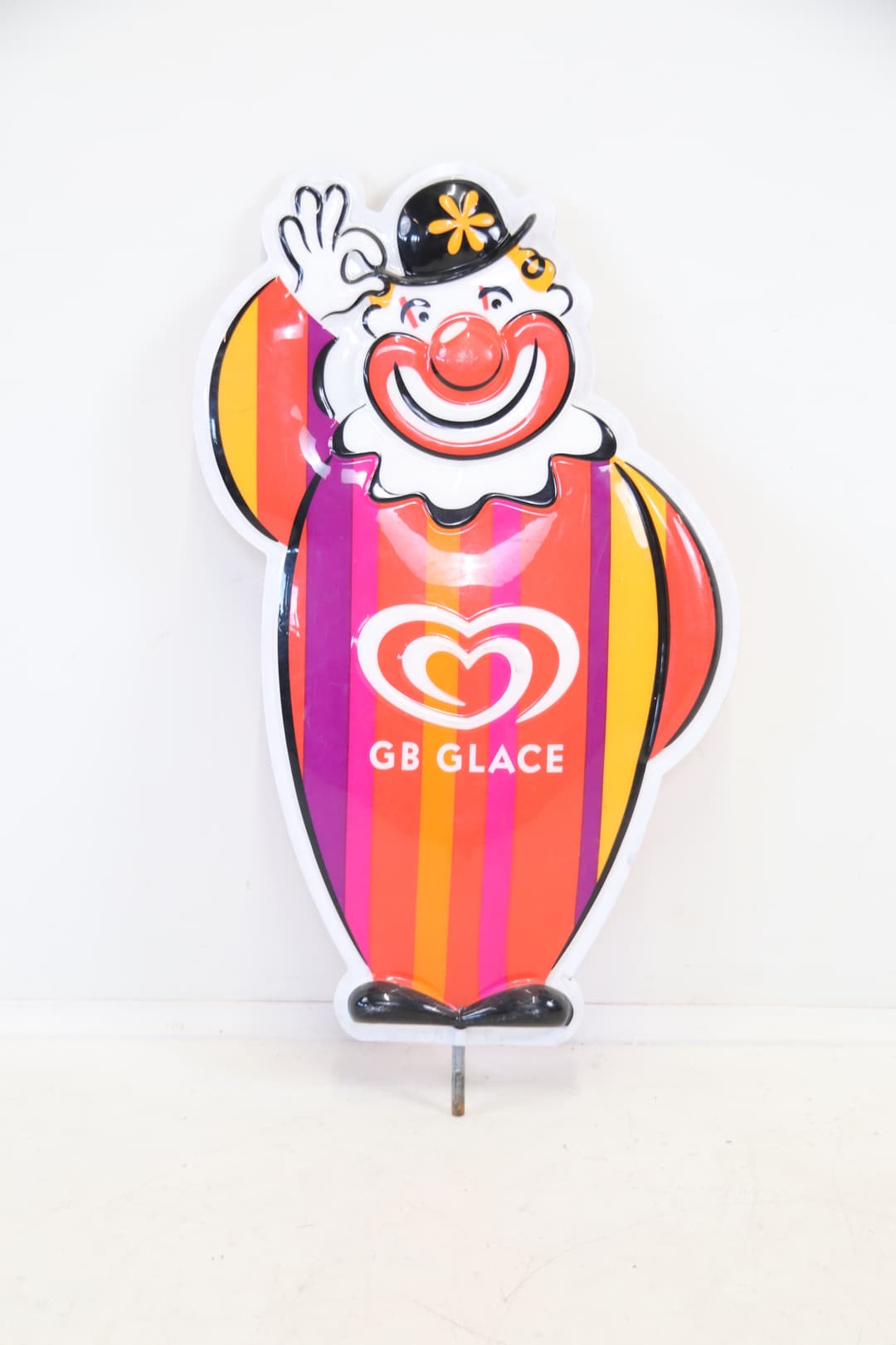 GB Glace, cartel publicitario, plástico.