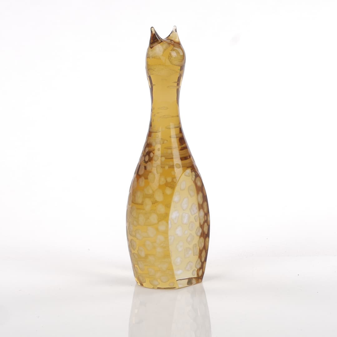 VICKE LINDSTRAND. Figurin, katt, konstglas, Kosta, signerad.