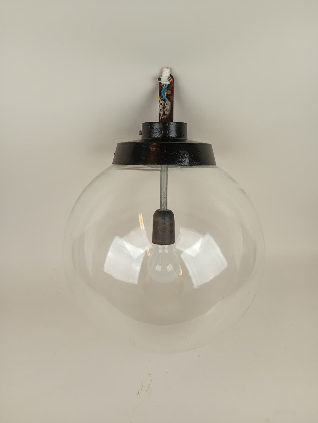 Lampa, glaskupa Fagerhultsbelysning