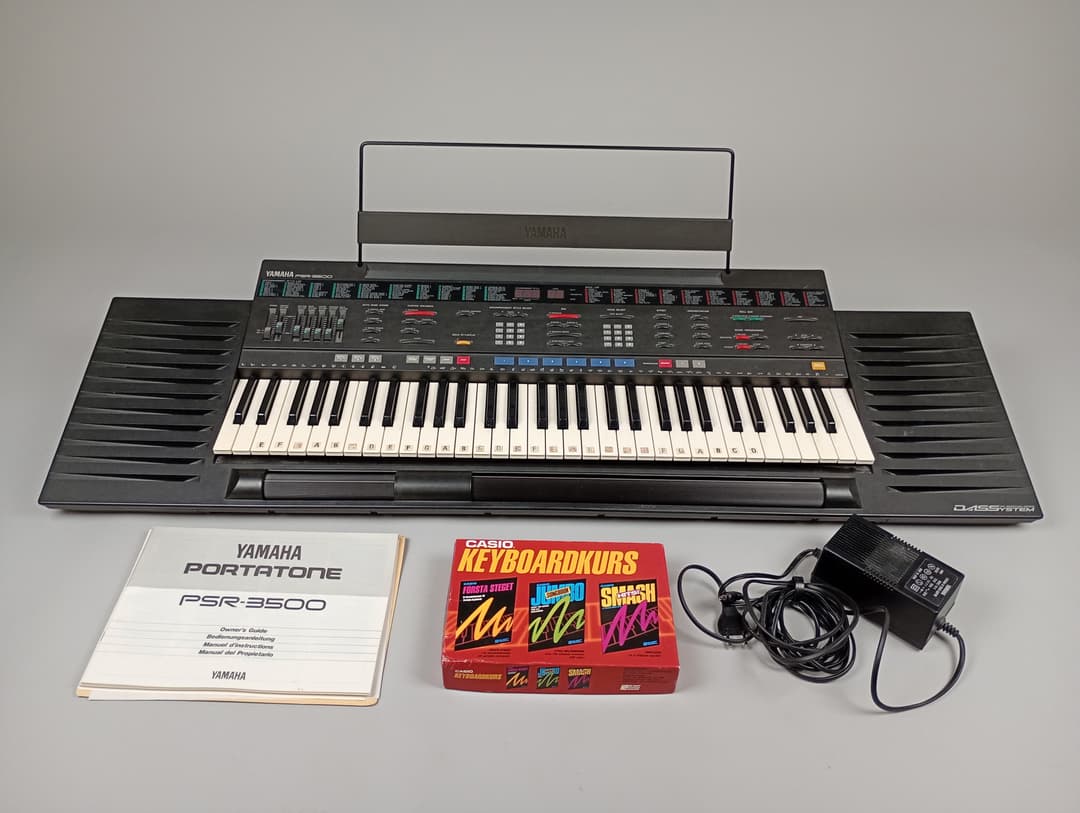 Keyboard, Yamaha PSR-300 m. tillbehör