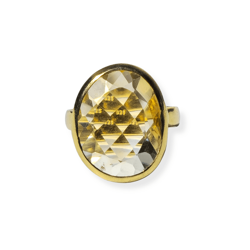 Anillo en plata bañado en oro con citrino.