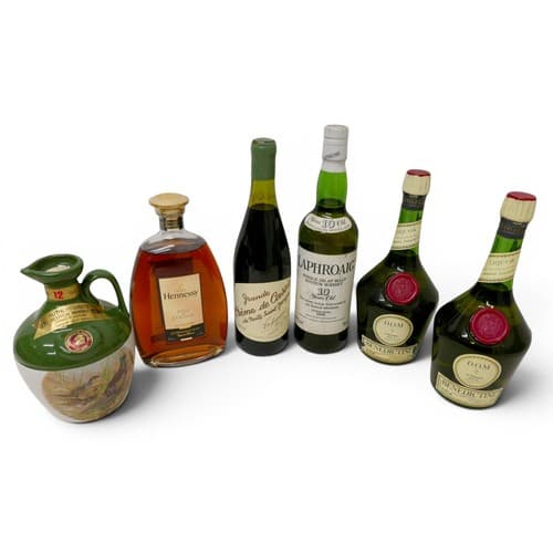 Assorted spirits including whisky, unopened. To include Laph...