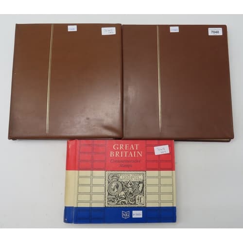 Great Britain commemorative stamps in three albums mint main...