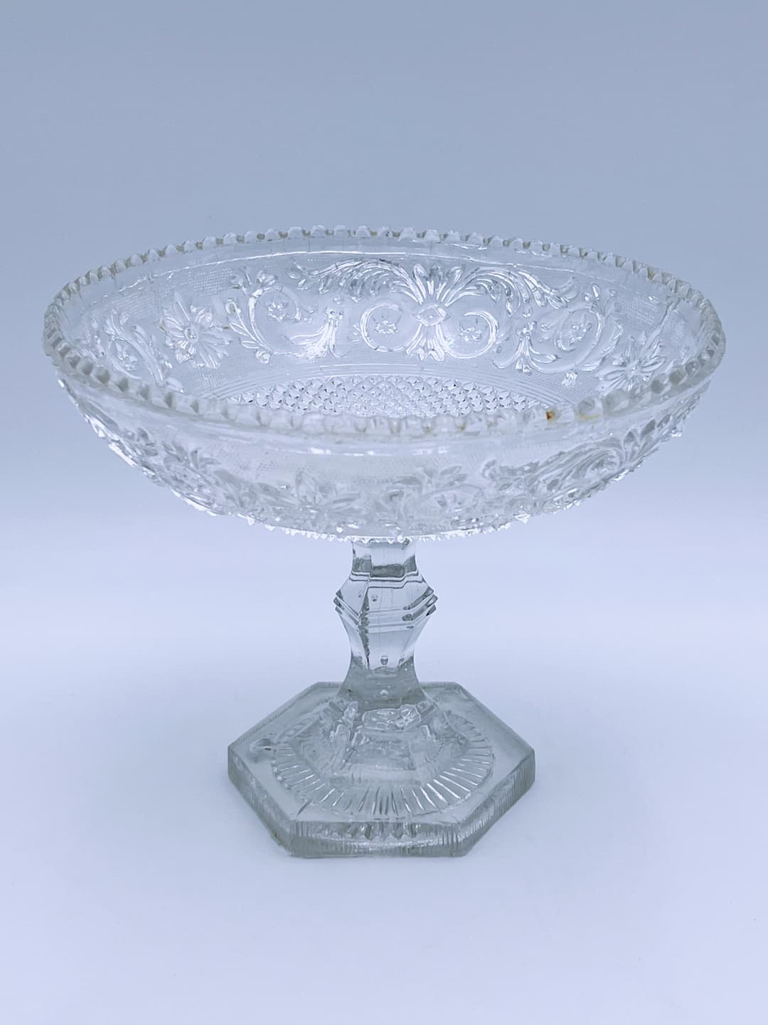 Stettefat i pressglass tidlig 1900t