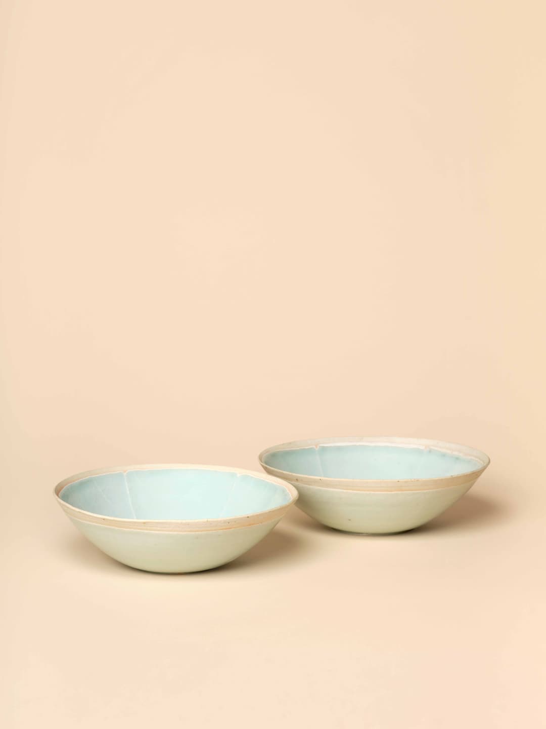 DEUX BOLS EN PORCELAINE QINGBAI, Chine, dynastie Song (960–1279)
