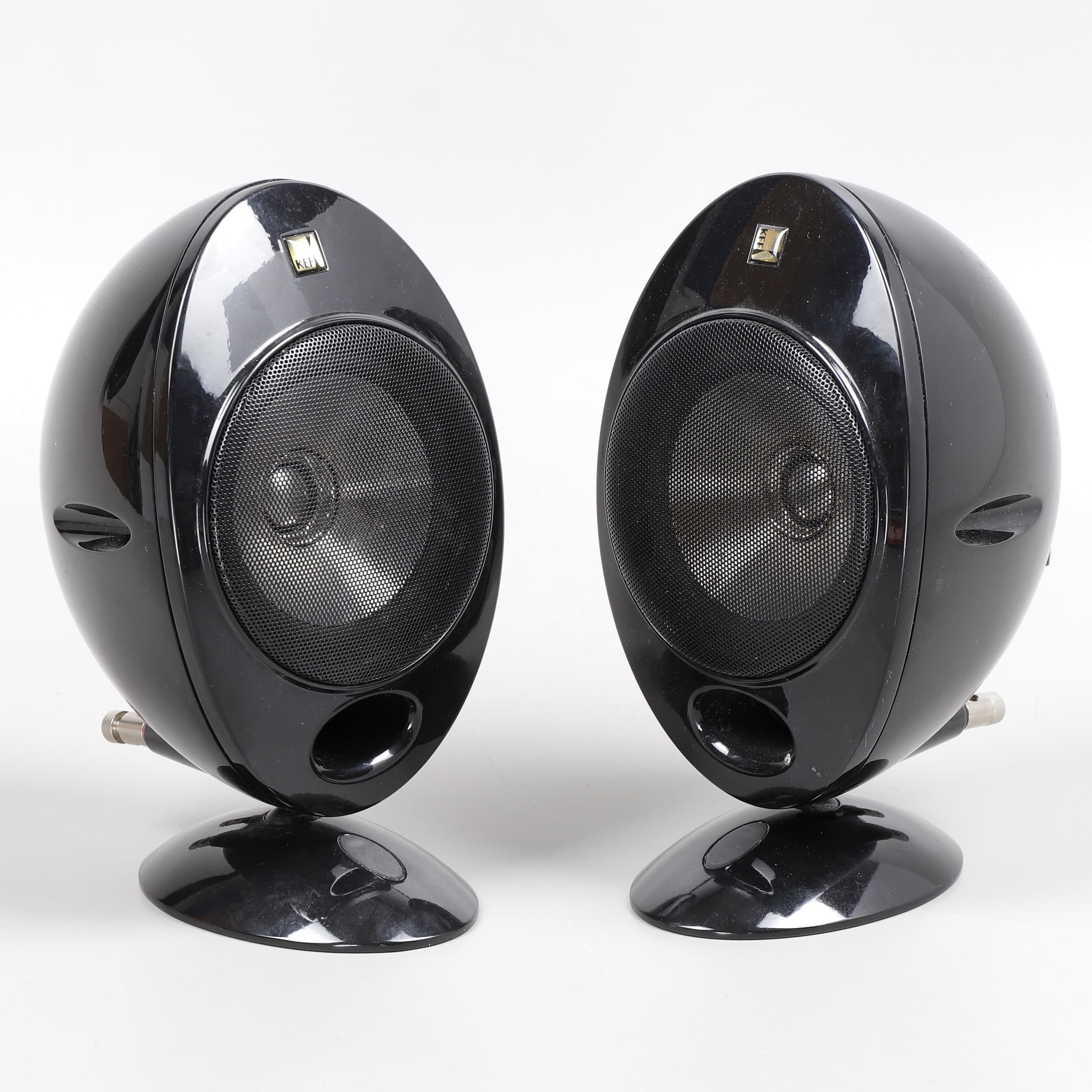 HÖGTALARE, ett par, KEF, 2000-tal.
