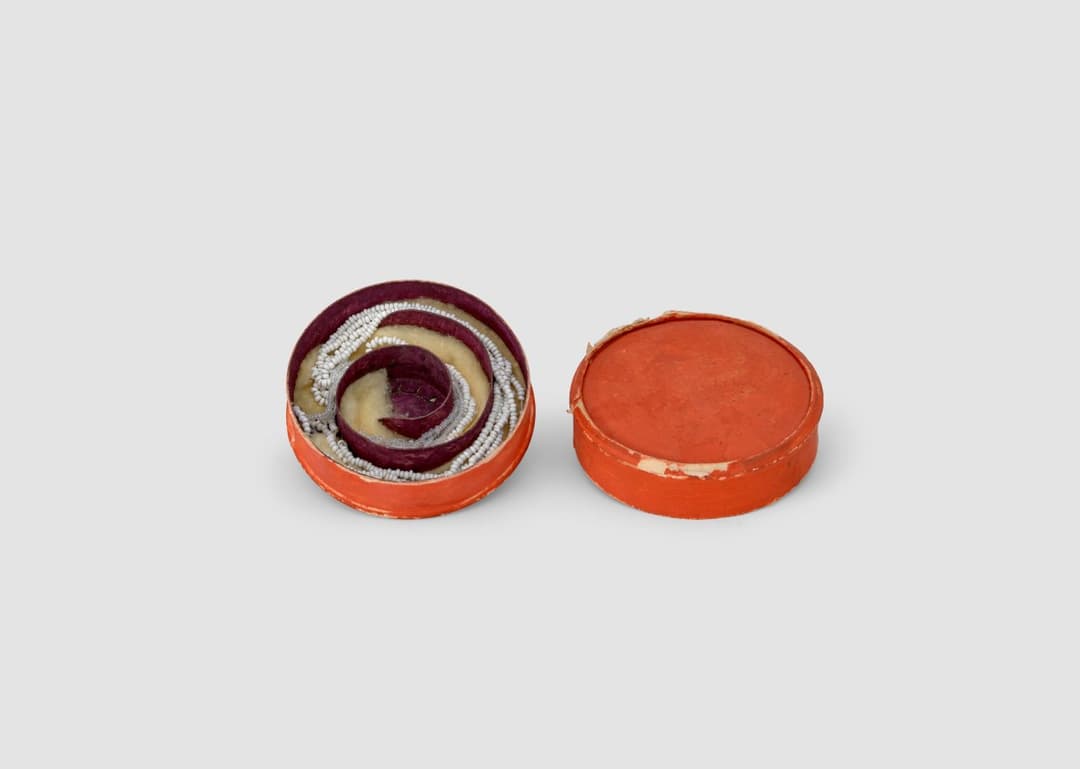 Hermann Glöckner Runde Schmuckschachtel in Rot. 1960