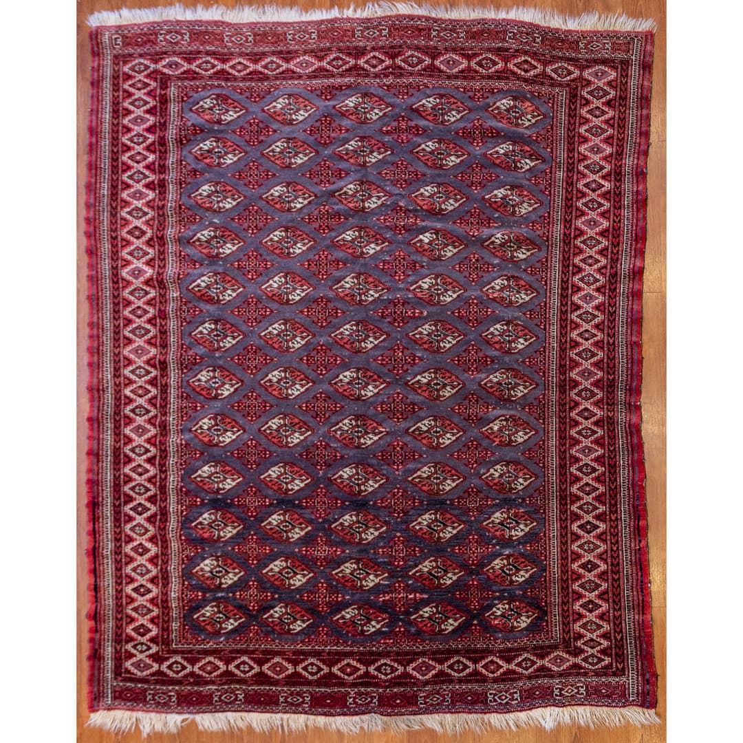 Bokhara Rug, Pakistan, 5.8 x 6.9