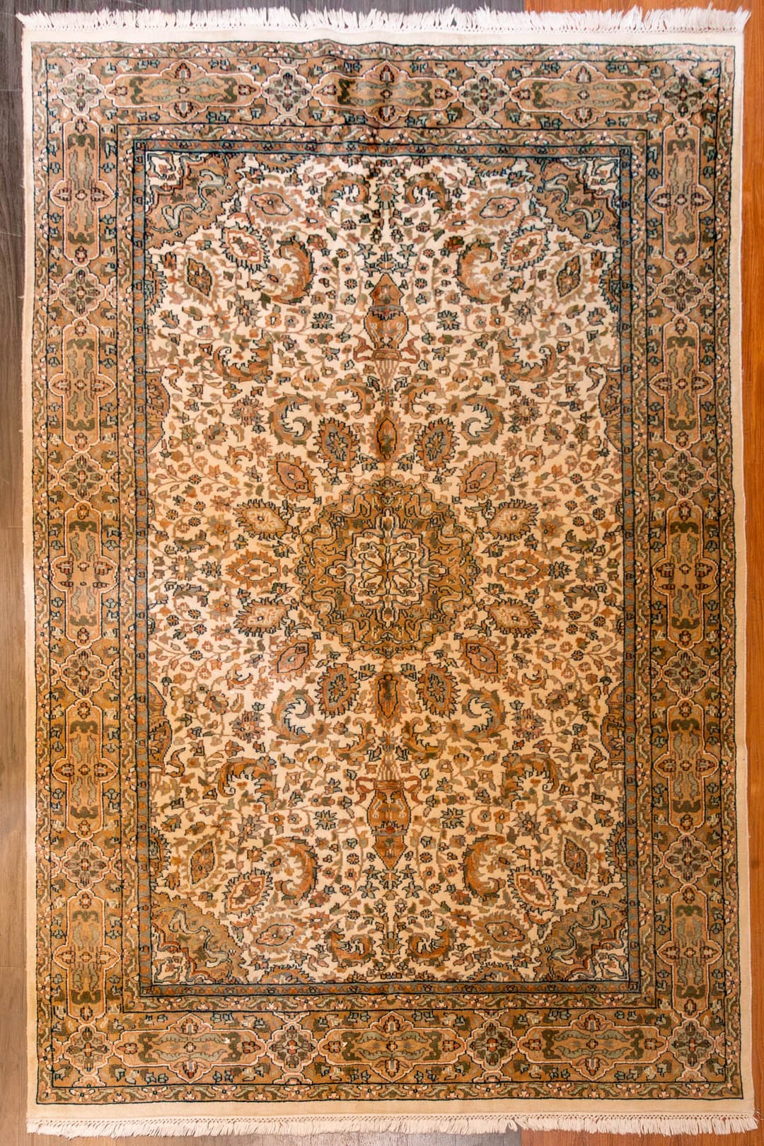 Indo Kashan Rug, India, 5 x 7.5