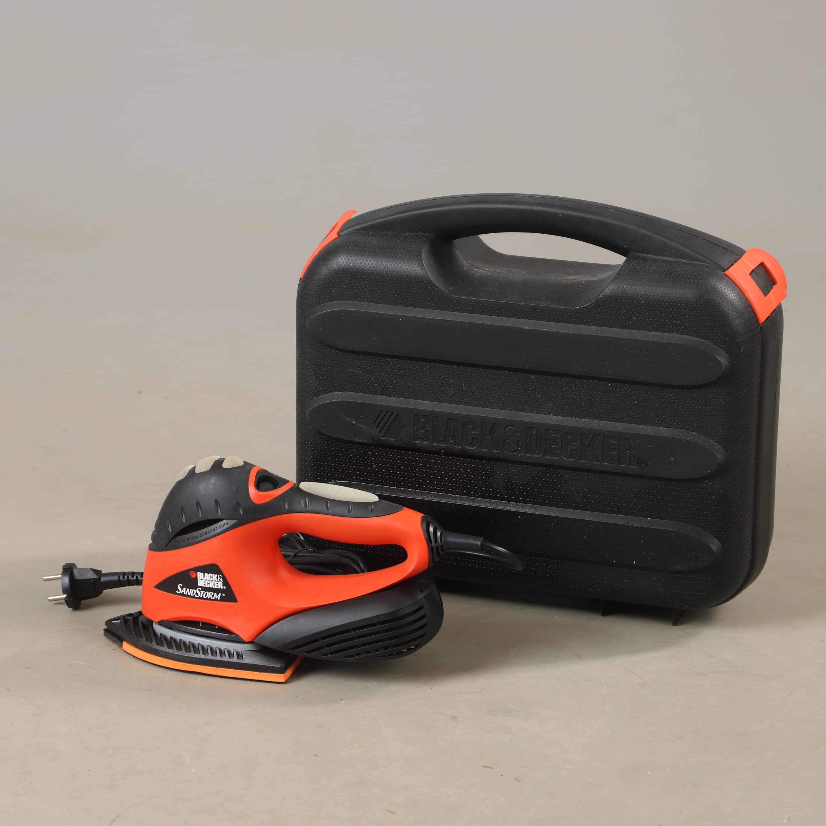 SLIPMASKIN, Black & Decker, sandstorm.