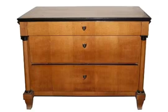 Biedermeier Kommode.