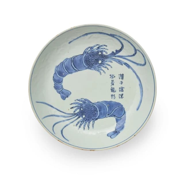 A Ko-sometsuke blue and white 'shrimp' dish Late Ming dynasty