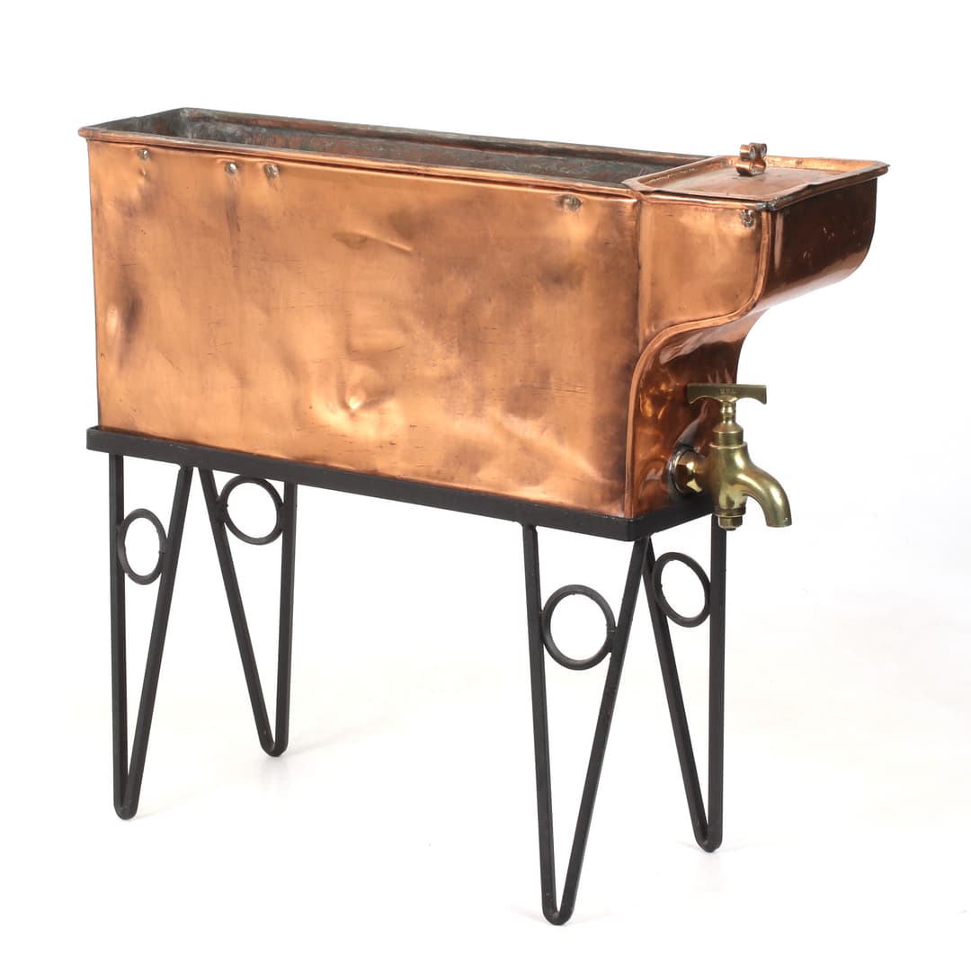 BLOMBORD, smide, koppar, 1900-tal.