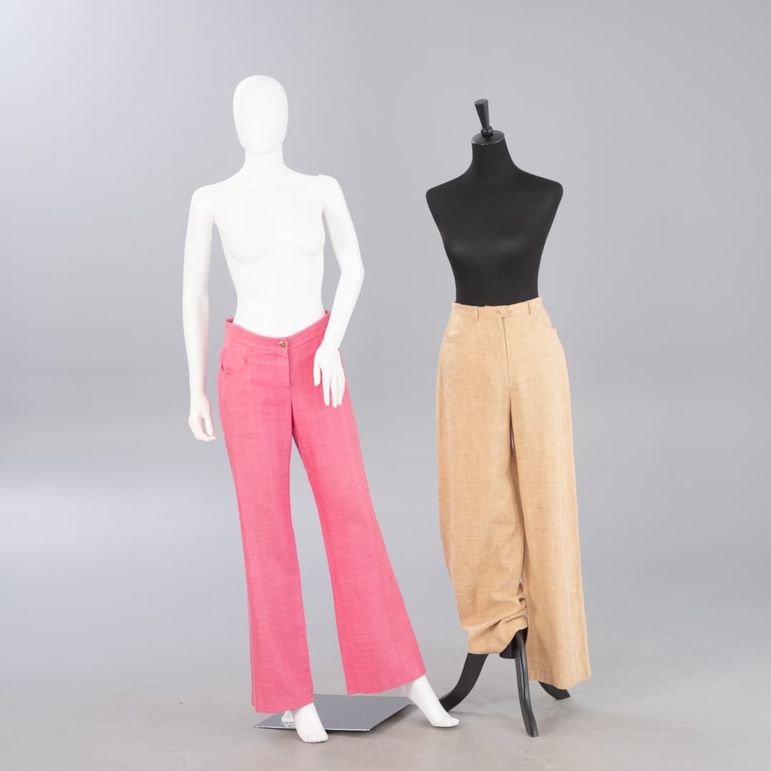 CHANEL. Hosen, Leinen: hellbraun und pink FR 38 (2).