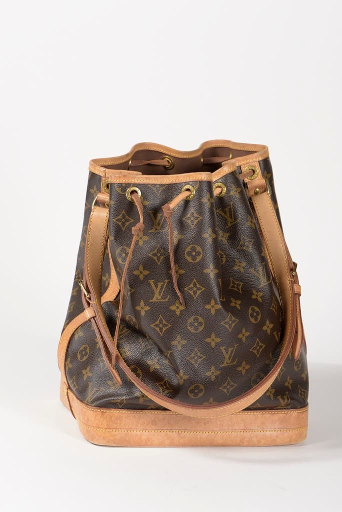 Louis VUITTON. Sac à main, modèle N&e (2004) en toile enduite monogramme