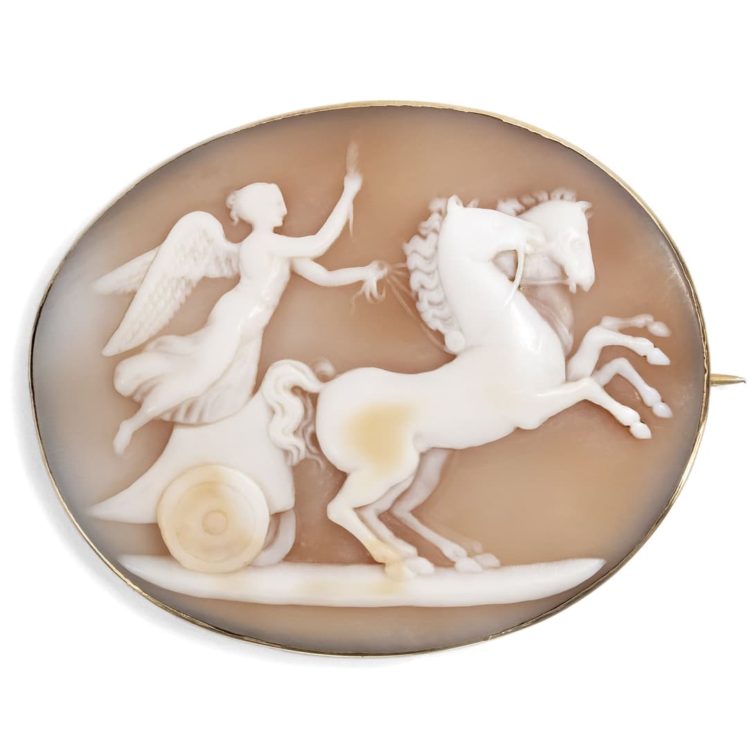Large Antique Gold Brooch with Shell Cameo, c. 1820