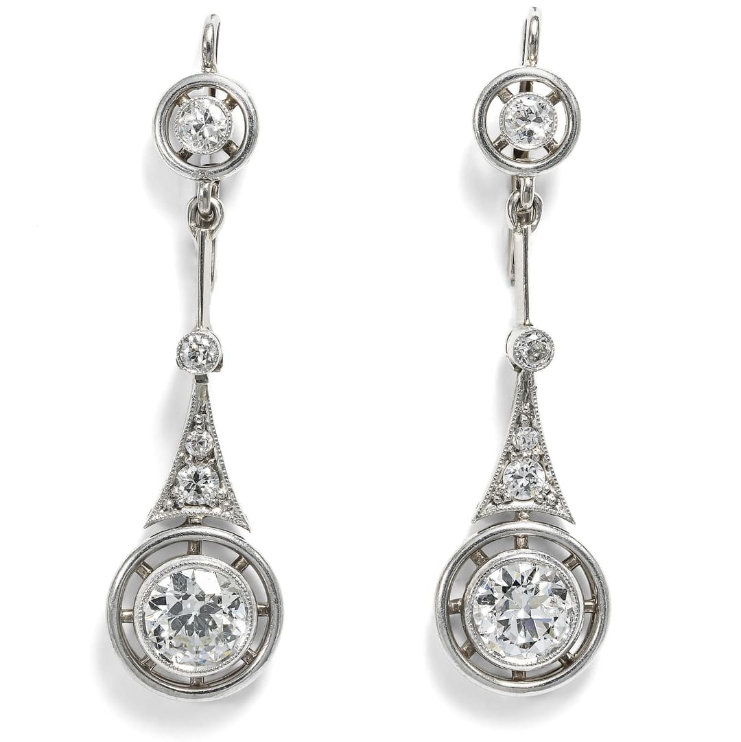 Timeless Déco Earrings with Diamonds in Platinum on Gold, c. 1925