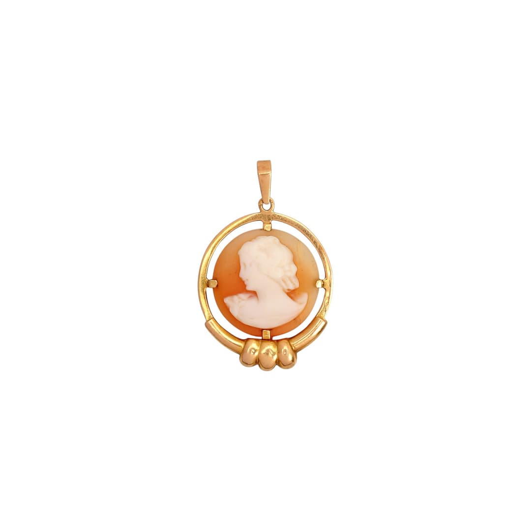 French pendant with cameo, circa 1940.