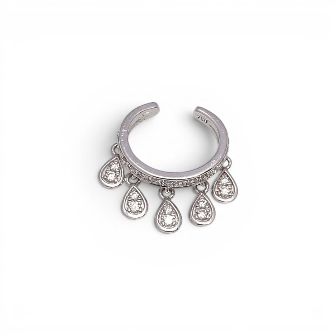 White gold cuff earring.